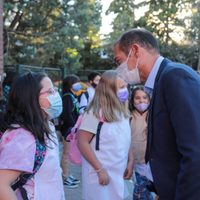 Ciclo lectivo 2022: Omar Gutiérrez participó del inicio de clases en la Escuela N° 183
