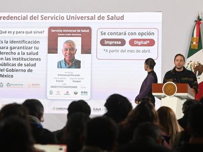 Servicio Universal de Salud: Sheinbaum anuncia proceso de credencialización
