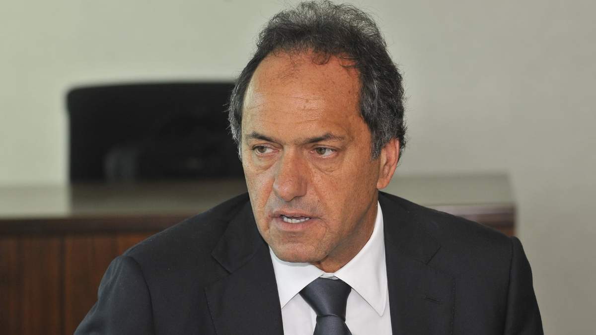 El embajador argentino en Brasil, Daniel Scioli. Fuente: (Twitter)