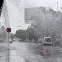 El SMN lanzó una alerta naranja por tormentas y granizo: a qué provincias alcanza