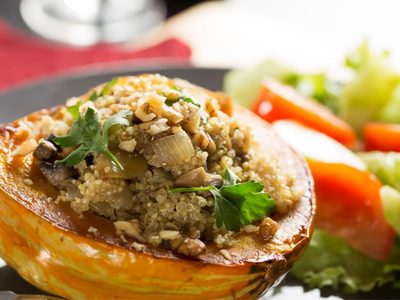 Zapallo relleno con salsa boloñesa: una irresistible y rápida receta para compartir este finde