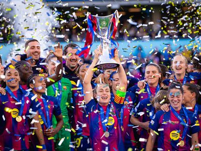 Barcelona gana su cuarta UEFA Women's Champions League tras golear 4-0 al OL Lyonnes