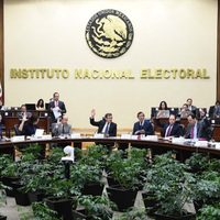 Observadores internacionales piden a INE prevenir el ingreso de dinero ilícito en las campañas