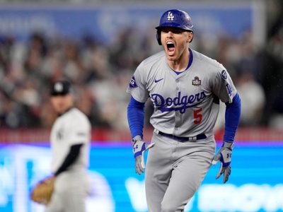 Nuevo Mr. Octubre: Freddie Freeman jonronea otra vez por Dodgers y fija dos récords en Serie Mundial