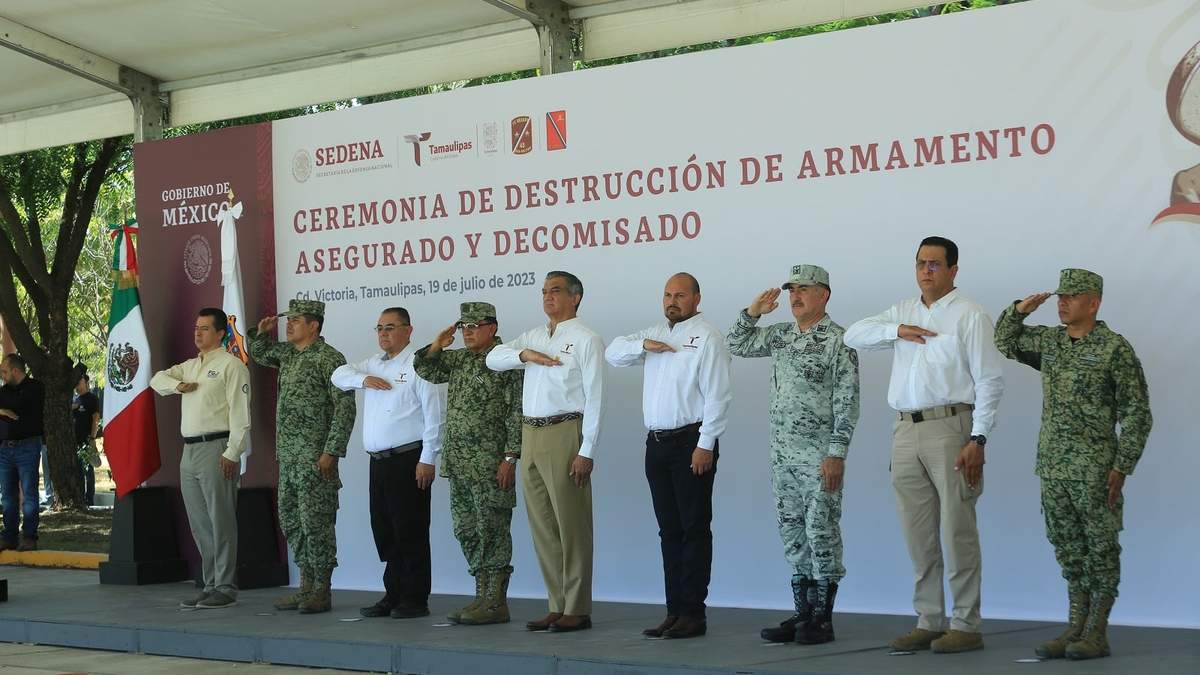 Las armas deben servir para proteger a la población: Américo Villarreal