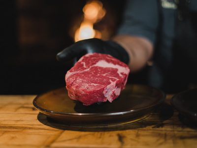 La carne, el alimento que más sube de precio en un país agroganadero