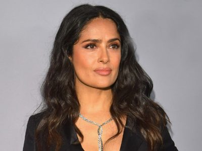 Salma Hayek contó el secreto de sus últimas publicaciones en Instagram