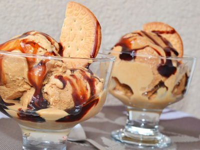 Helado de dulce de leche con solo 2 ingredientes: no gastes fortuna en comprar uno en la calle y preparalo así de fácil