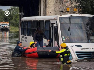Tres personas muertas y mil 200 viviendas afectadas, el saldo de las lluvias en Querétaro (Videos)