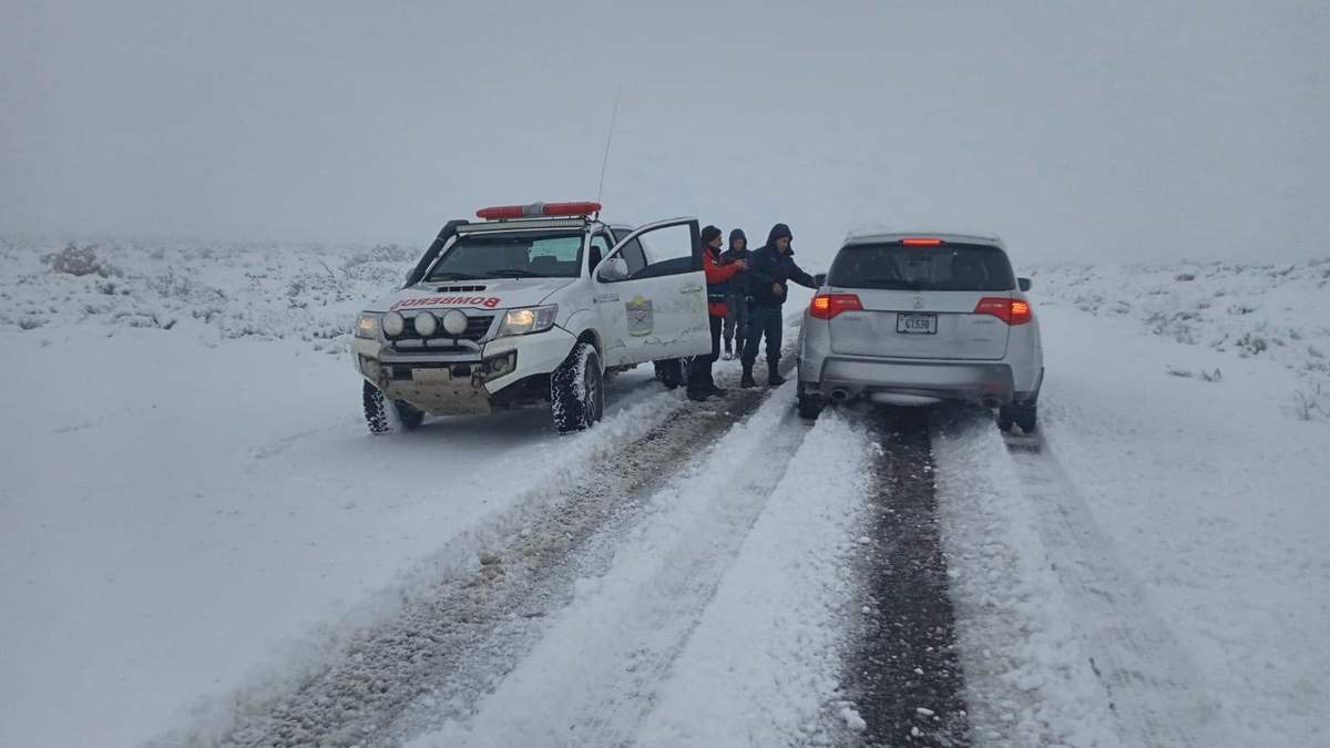 Una de las rutas intransitables por la nieve. Fuente: (Twitter)