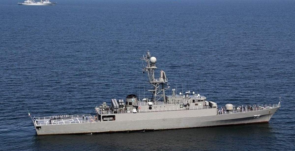Estados Unidos se hundió un buque iraní con 180 tripulantes