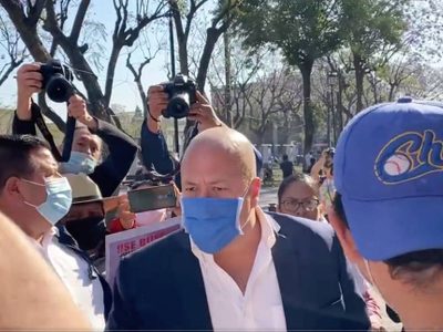 "No me griten", dijo Enrique Alfaro a familiares de desaparecidos (Video)
