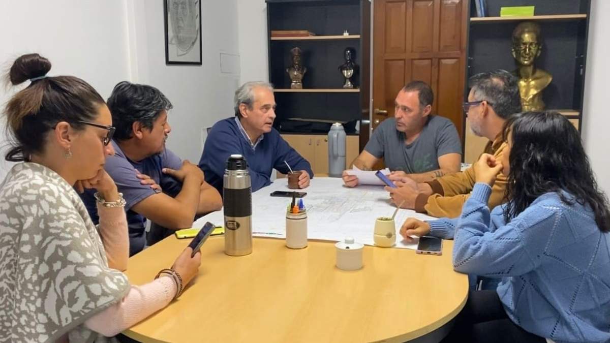 Reunión de Daniel Figueroa con referentes del Frente de Todos. Fuente: (Twitter)