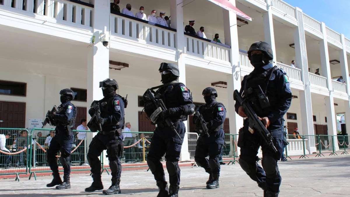 Policías de Quintana Roo