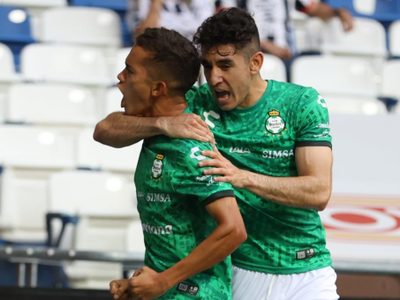 Santos se mete a la Semifinal de Liga MX tras vencer a Monterrey en últimos minutos