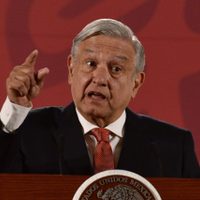 López Obrador: en diciembre se resolverá el desabasto de medicamentos