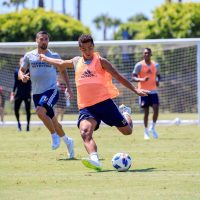Giovani dos Santos está a una firma del América, pero el 'Piojo” dice que 'no hay nada oficial”