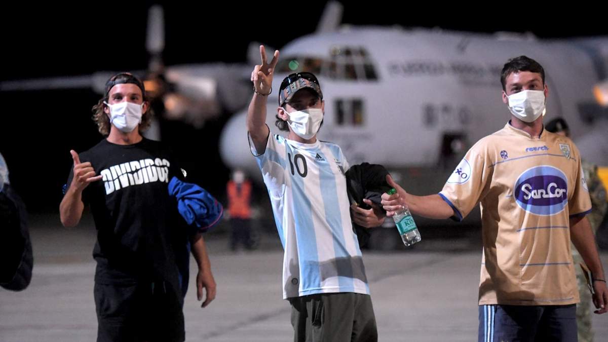 Argentinos repatriados. Fuente: (Twitter)