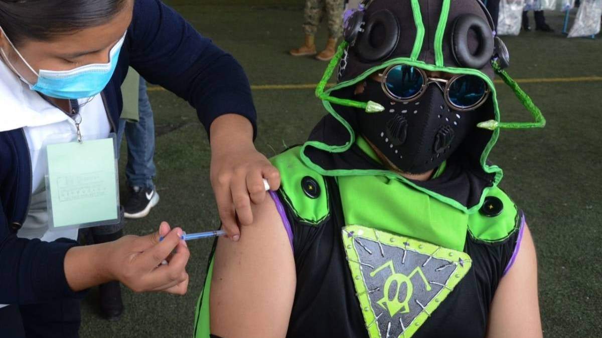 Vacunación en el deportivo Xochimilco