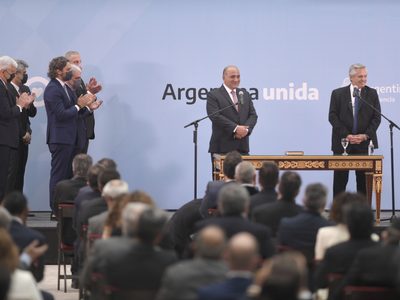 Alberto Fernández: "Lo que se viene tiene que ver con decisiones que vamos a empezar a tomar"