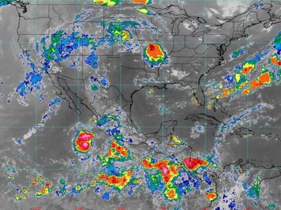 Chiapas, Guerrero y Oaxaca tendrán lluvias intensas este martes; así afectará la onda tropical 18
