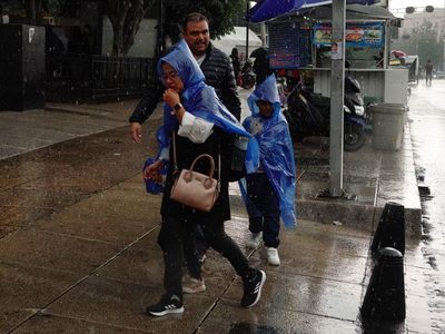 Alerta por lluvias intensas de viernes a lunes por las ondas tropicales 23 y 24