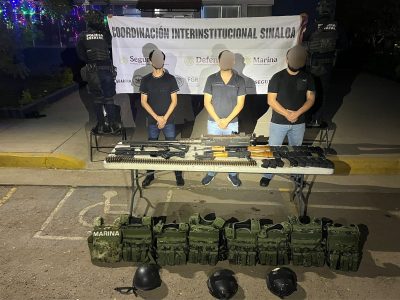 Aseguran armas y explosivos en operativos en Culiacán