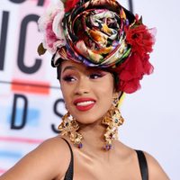 ¡En perfecto español! Cardi B cantó un villancico caribeño y su esposo no pudo resistir a su voz