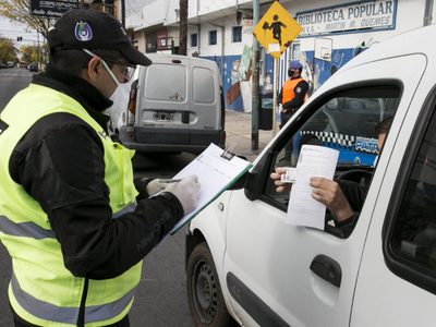 Día del padre: refuerzan controles a autos particulares