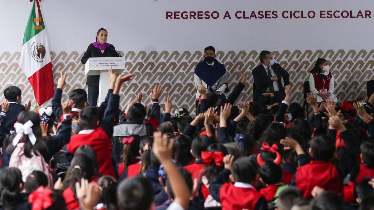 Ceremonia del regreso a clases