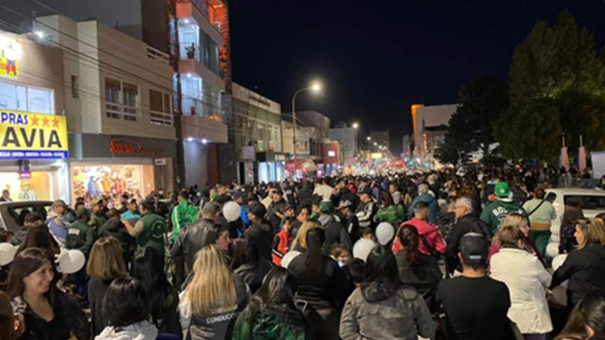 Una multitud marchó para pedir justicia por Angel López