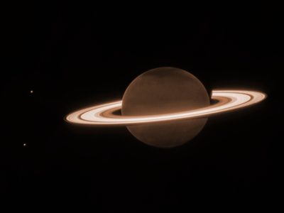 Telescopio Webb investigará qué produce auroras en Saturno y Urano