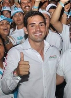 Héctor POrtales Ávila Foto Facebook  Jovenes Lideres con Ébano