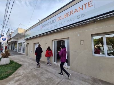 Un concejal de Cutral Co propuso eliminar la ordenanza que prohíbe el uso de pirotecnia