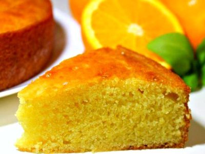 Bizcochuelo de naranja, sin harinas ni azúcar: ideal para cuidarse con algo saludable para el mate