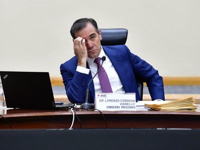 Junta del INE aprueba estas "medidas de austeridad" para generar ahorros