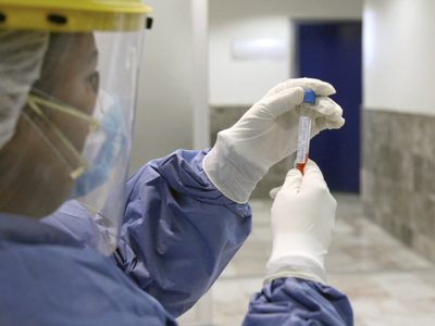 México, último lugar en la OCDE en aplicación de pruebas de covid-19