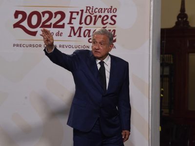AMLO descarta plantear nueva reforma eléctrica; heredará esa tarea a candidatos para el 2024