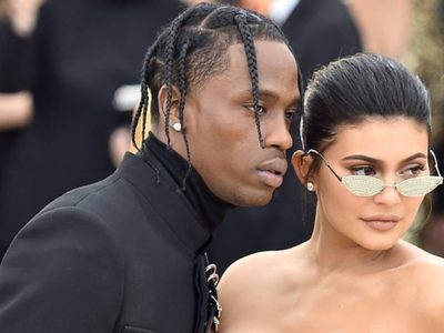 ¿Está con él? Kylie Jenner publicó fotos que podrían confirmar que ha vuelto con Travis Scott