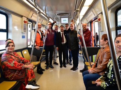 Entre protestas, reabren cinco estaciones de la Línea 12 del Metro (Video)