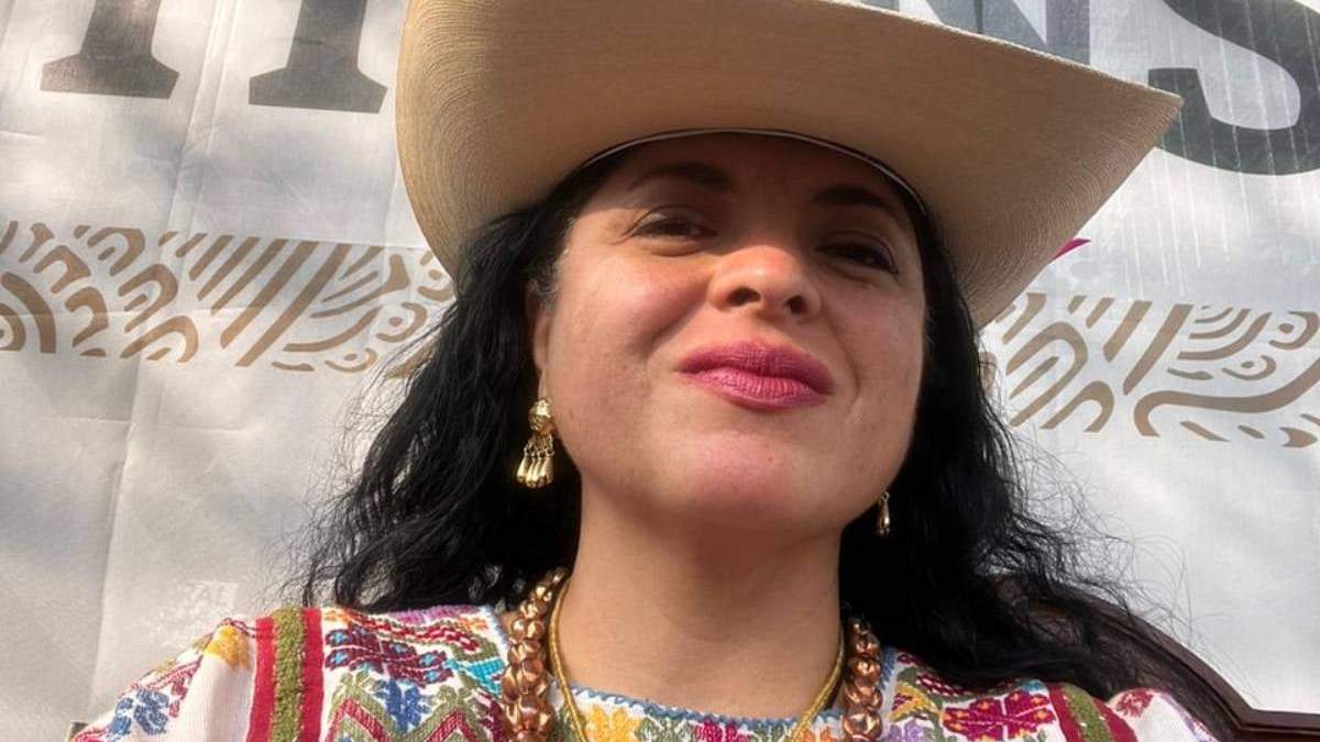 La titular de Cultura, Alejandra durante el mensaje de AMLO