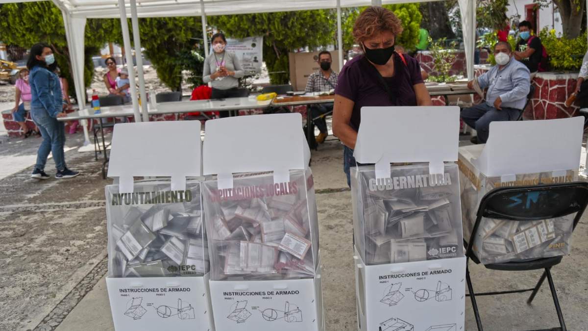 Una casilla de votación en Tixtla, Guerrero
