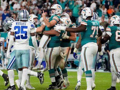 Dolphins vencen 22-20 a Cowboys con gol de campo tardío de Jason Sanders y sellan boleto a playoffs