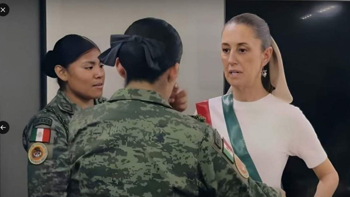 Claudia Sheinbaum compartió el sábado imágenes de su prueba de banda presidencial