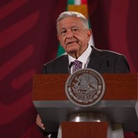 AMLO pide a la SEP aclarar la desaparición del programa Escuela de Tiempo Completo