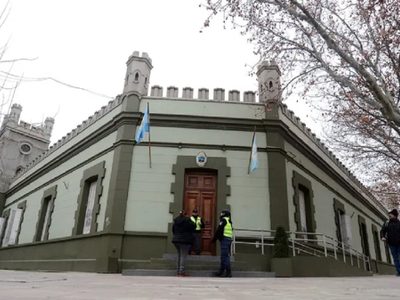 Día no laborable en Neuquén: servicios esenciales y empresas estatales mantendrán su actividad