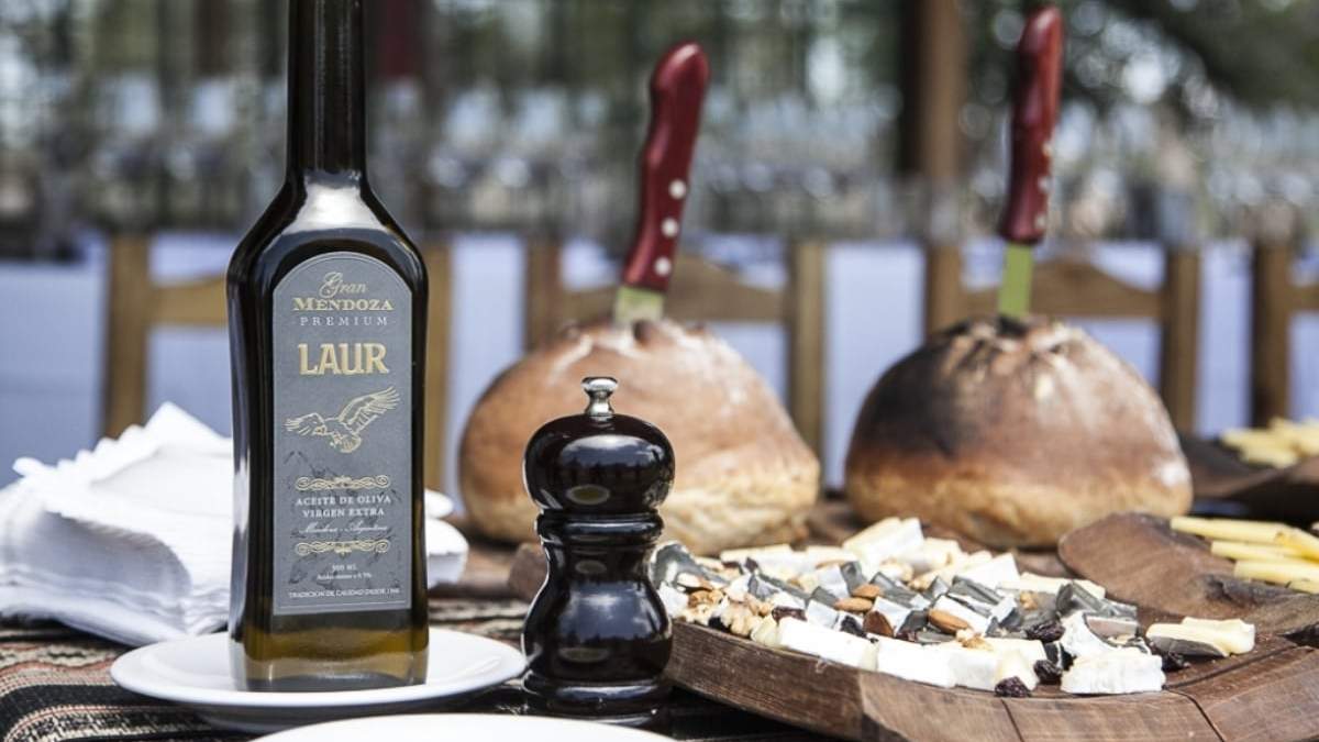 De Mendoza, el mejor oliva premium argentino. Fuente: (Instagram)