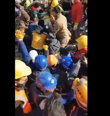 Rescate de niña en Turquía