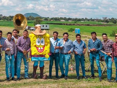 Grupos musicales toman de escenario el socavón de Puebla para hacer sus videos