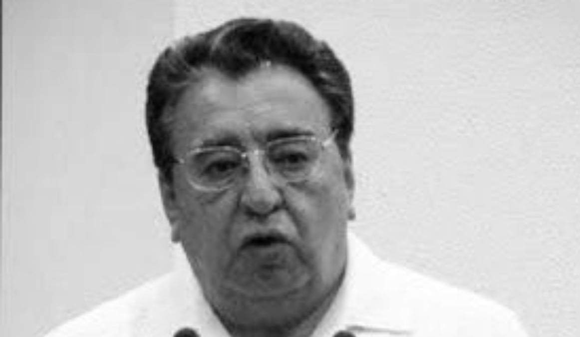 Noé Castañón León, ministro jubilado